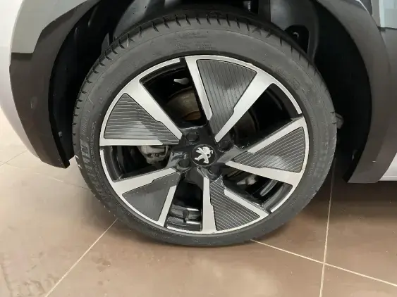 PEUGEOT 208 ELECTRIQUE II - voiture d'occasion - Photo 25