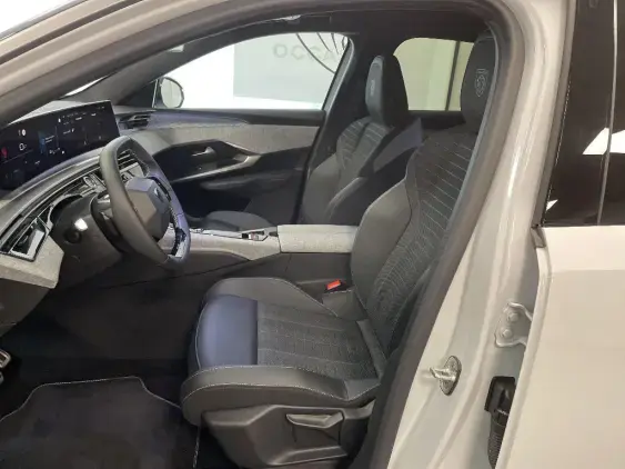 PEUGEOT 3008 III - voiture d'occasion - Photo 17