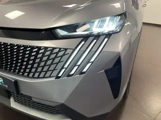 PEUGEOT 5008 III - voiture d'occasion - Photo 22