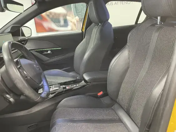 PEUGEOT 208 ELECTRIQUE II - voiture d'occasion - Photo 18