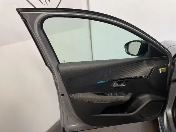 PEUGEOT 208 ELECTRIQUE II - voiture d'occasion - Photo 17