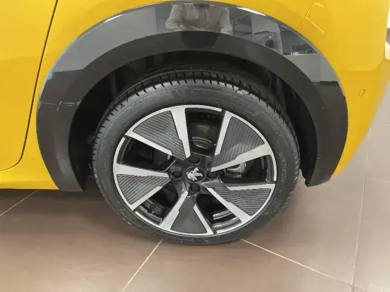 PEUGEOT 208 ELECTRIQUE II - voiture d'occasion - Photo 24
