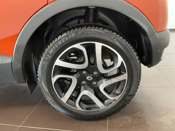 RENAULT CAPTUR - voiture d'occasion - Photo 23