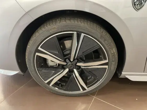 PEUGEOT 308 III - voiture d'occasion - Photo 22