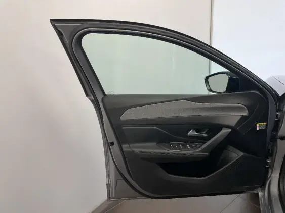 PEUGEOT 308 SW III - voiture d'occasion - Photo 19
