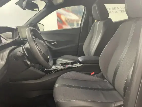 PEUGEOT 2008 II - voiture d'occasion - Photo 18