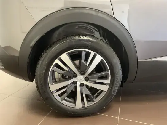 PEUGEOT 3008 II - voiture d'occasion - Photo 25