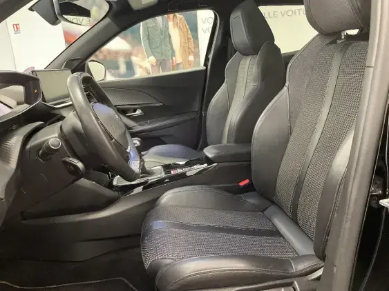 PEUGEOT 2008 II - voiture d'occasion - Photo 17