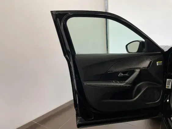 PEUGEOT 2008 II - voiture d'occasion - Photo 18