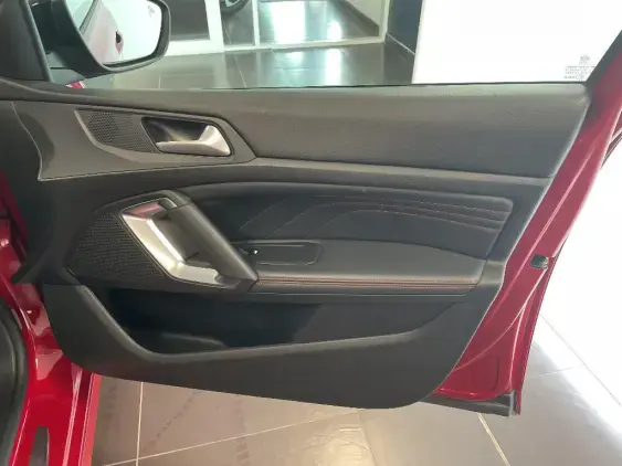 PEUGEOT 308 II - voiture d'occasion - Photo 19