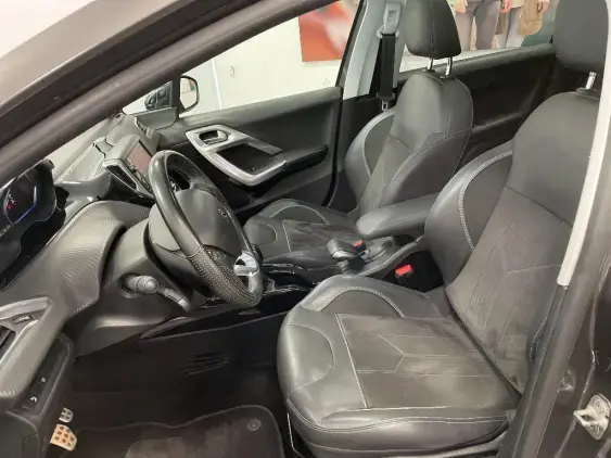 PEUGEOT 2008 - voiture d'occasion - Photo 18