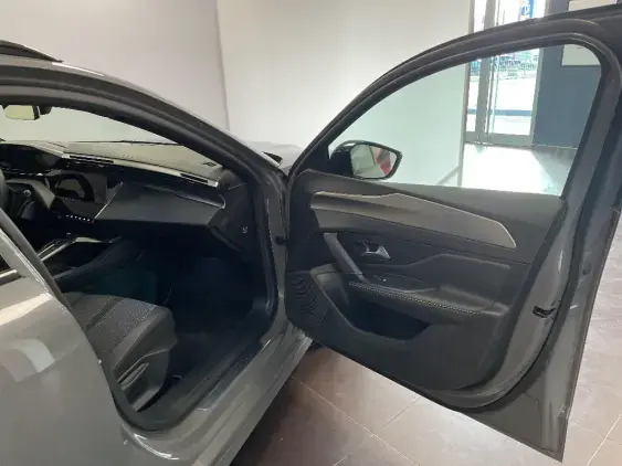 PEUGEOT 308 SW III - voiture d'occasion - Photo 20