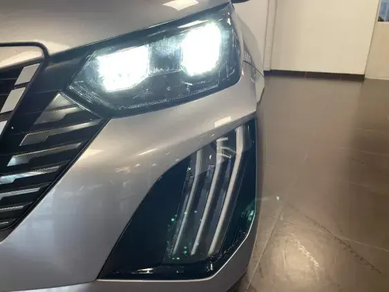 PEUGEOT 2008 II - voiture d'occasion - Photo 21
