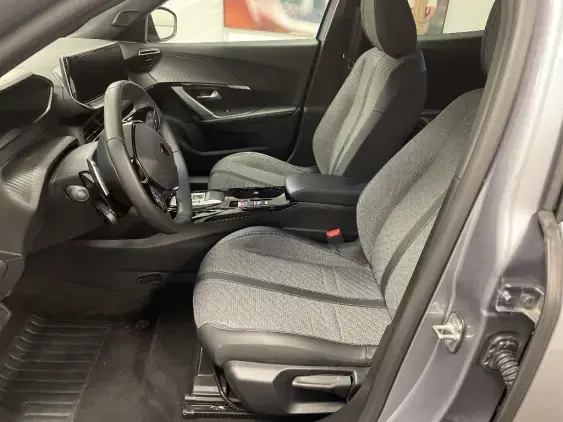PEUGEOT 2008 II - voiture d'occasion - Photo 16