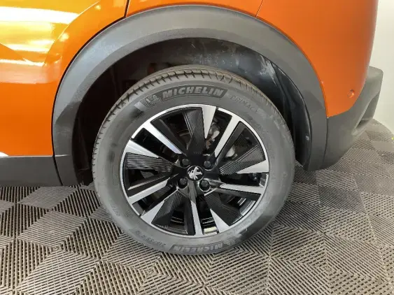 PEUGEOT 2008 II - voiture d'occasion - Photo 24