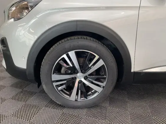 PEUGEOT 3008 II - voiture d'occasion - Photo 23