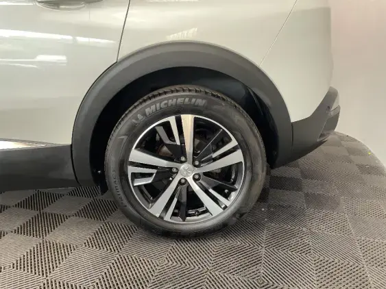 PEUGEOT 3008 II - voiture d'occasion - Photo 24