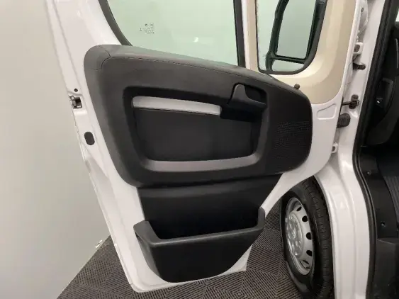 PEUGEOT BOXER FG II - voiture d'occasion - Photo 18