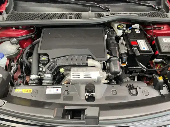 PEUGEOT 2008 II - voiture d'occasion - Photo 21