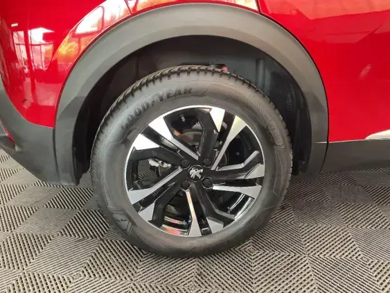 PEUGEOT 2008 II - voiture d'occasion - Photo 25