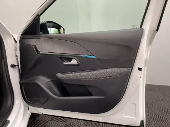 PEUGEOT 208 ELECTRIQUE II - voiture d'occasion - Photo 19