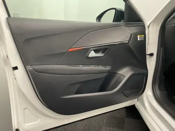 PEUGEOT 208 ELECTRIQUE II - voiture d'occasion - Photo 18