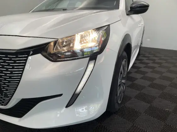 PEUGEOT 208 ELECTRIQUE II - voiture d'occasion - Photo 21