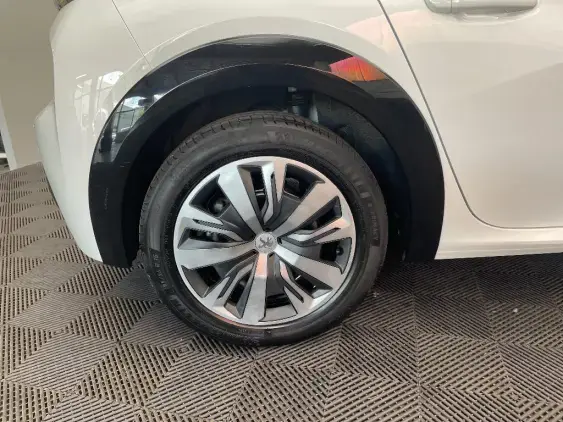 PEUGEOT 208 ELECTRIQUE II - voiture d'occasion - Photo 24