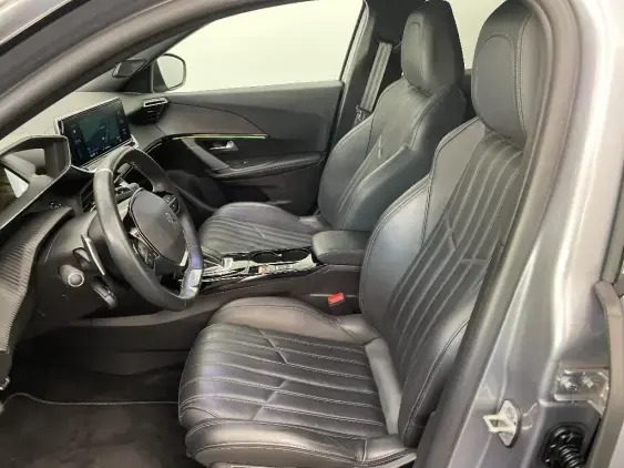 PEUGEOT 2008 II - voiture d'occasion - Photo 18