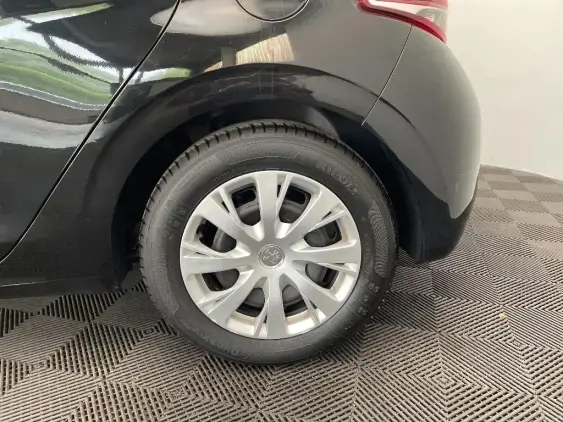 PEUGEOT 208 - voiture d'occasion - Photo 23