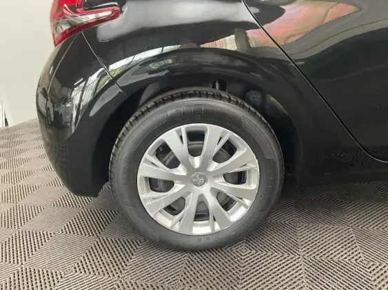 PEUGEOT 208 - voiture d'occasion - Photo 24