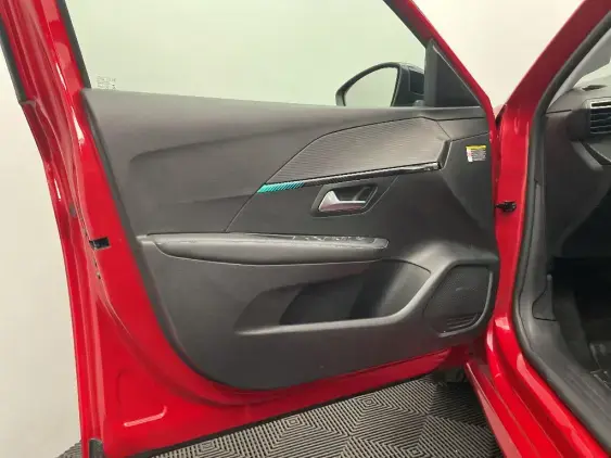 PEUGEOT 208 ELECTRIQUE II - voiture d'occasion - Photo 19