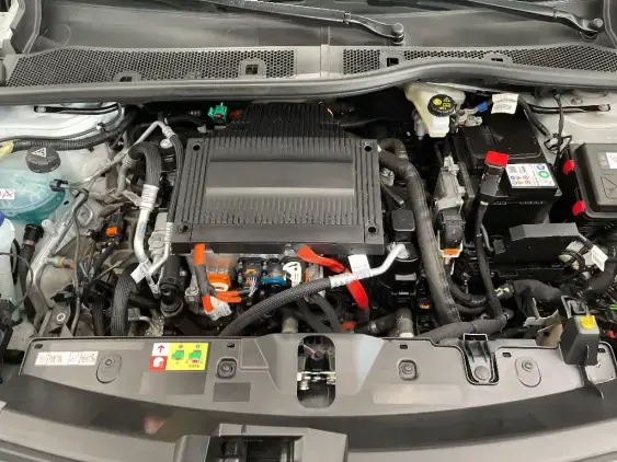 PEUGEOT 2008 ELECTRIQUE II - voiture d'occasion - Photo 21