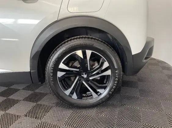 PEUGEOT 2008 ELECTRIQUE II - voiture d'occasion - Photo 24