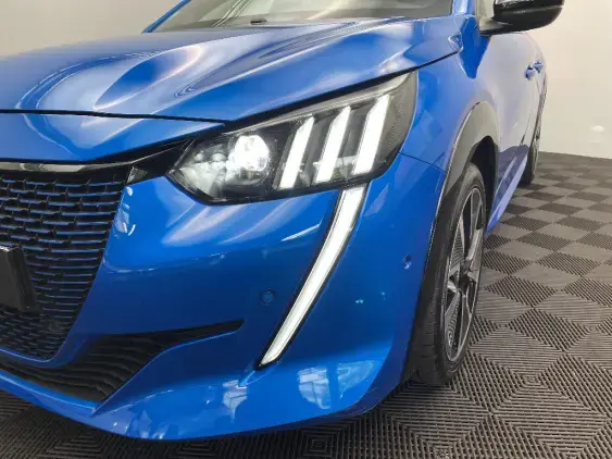 PEUGEOT 208 ELECTRIQUE II - voiture d'occasion - Photo 22