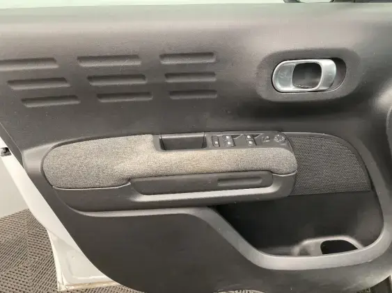 CITROEN C3 AIRCROSS - voiture d'occasion - Photo 19