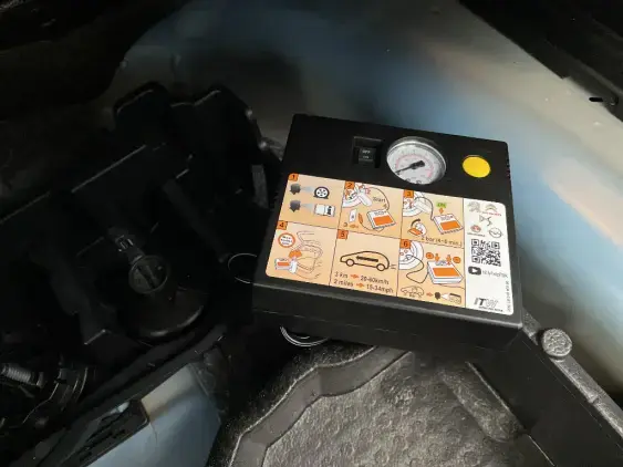 PEUGEOT 2008 II - voiture d'occasion - Photo 17