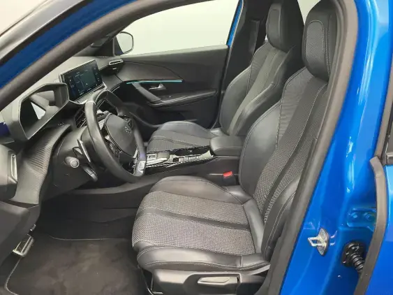 PEUGEOT 2008 II - voiture d'occasion - Photo 18