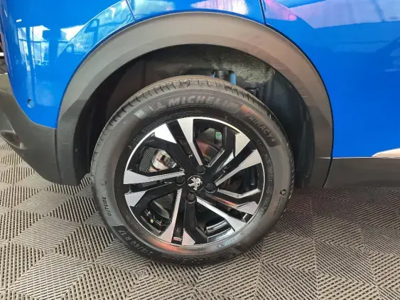 PEUGEOT 2008 II - voiture d'occasion - Photo 25