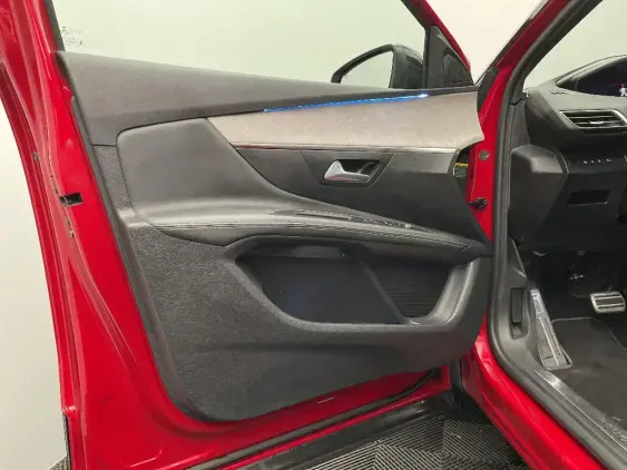 PEUGEOT 3008 II - voiture d'occasion - Photo 19