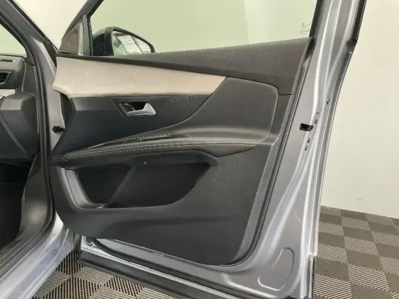 PEUGEOT 3008 II - voiture d'occasion - Photo 20