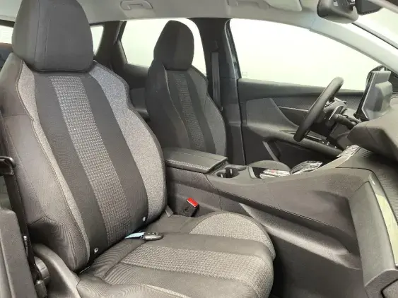 PEUGEOT 3008 II - voiture d'occasion - Photo 19