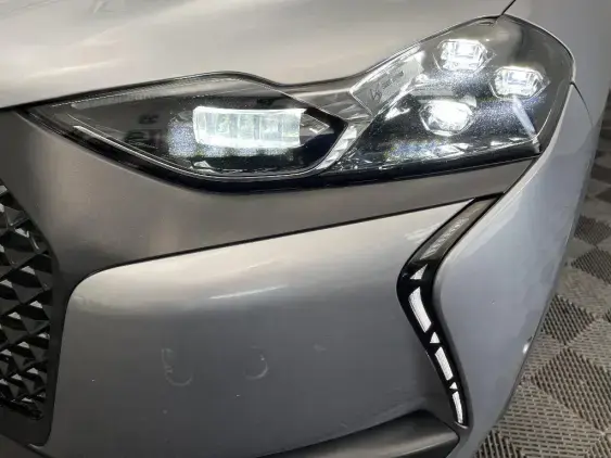 DS DS 3 CROSSBACK I - voiture d'occasion - Photo 19