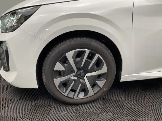 PEUGEOT 208 II - voiture d'occasion - Photo 22