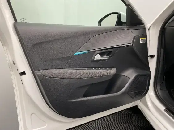 PEUGEOT 208 ELECTRIQUE II - voiture d'occasion - Photo 19