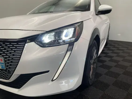 PEUGEOT 208 ELECTRIQUE II - voiture d'occasion - Photo 22