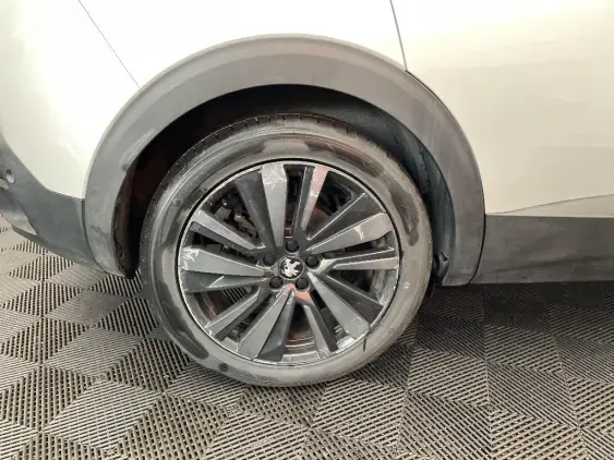 PEUGEOT 3008 II - voiture d'occasion - Photo 25