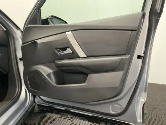 CITROEN C4 III - voiture d'occasion - Photo 20