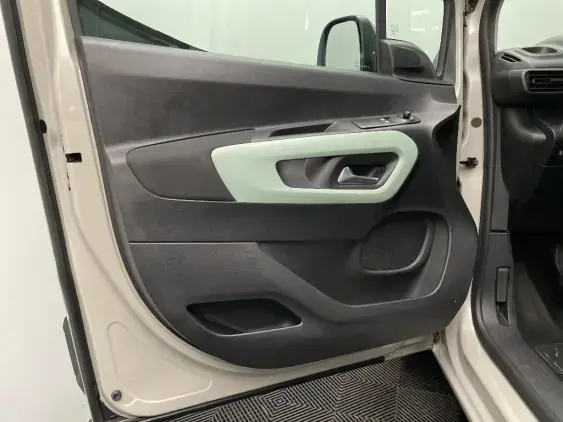 CITROEN BERLINGO III - voiture d'occasion - Photo 19