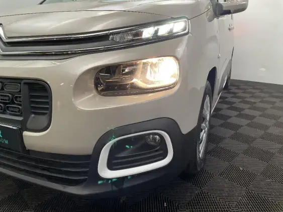 CITROEN BERLINGO III - voiture d'occasion - Photo 22